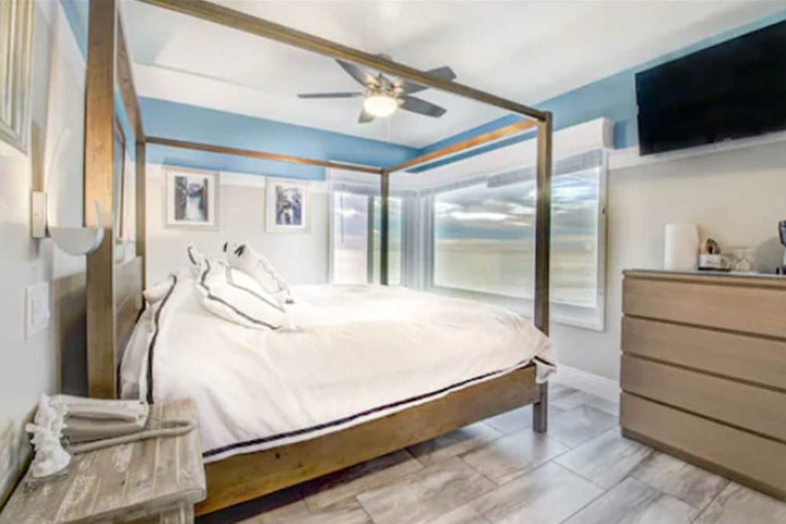 Room 10 of 49
