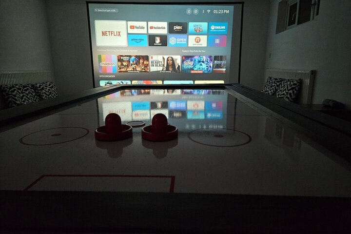 Room 4 of 23