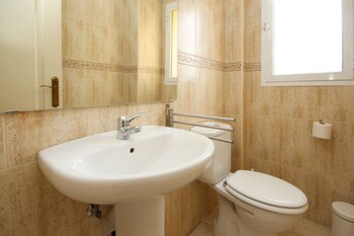 Room 5 of 25