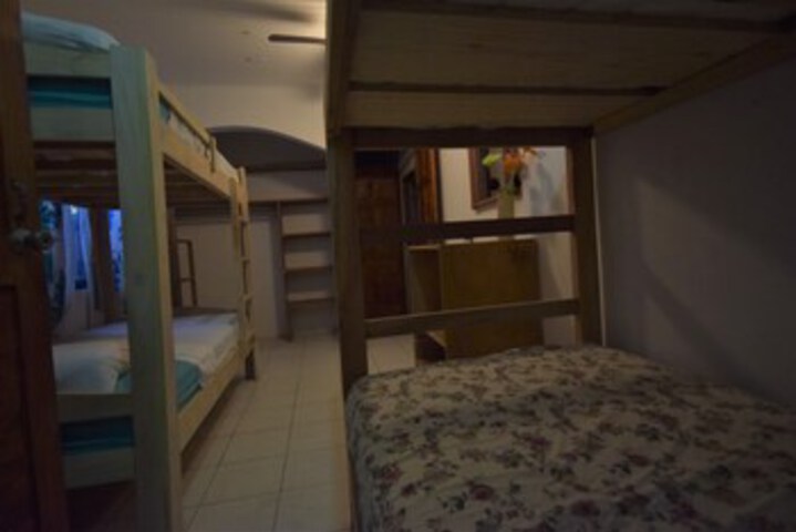 Room 30 of 47