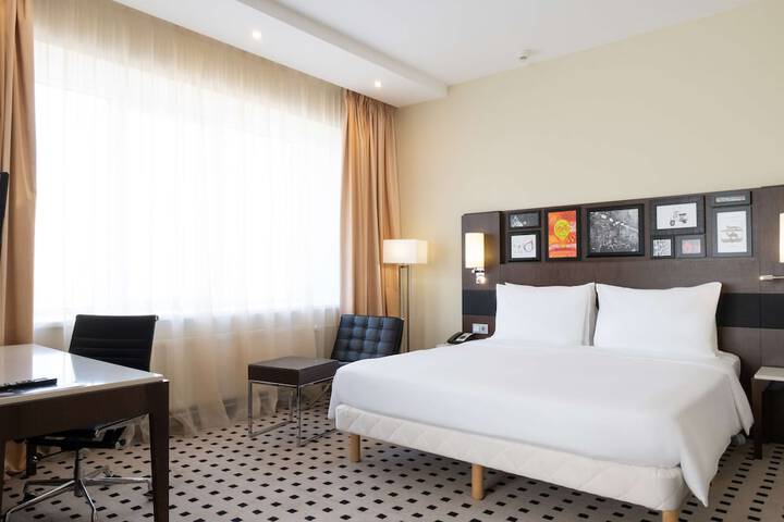 Room 35 of 160
