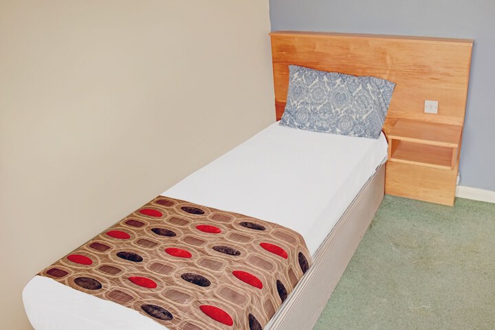 Room 16 of 50