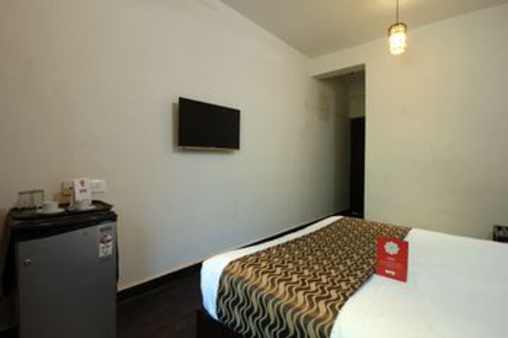 Room 10 of 20