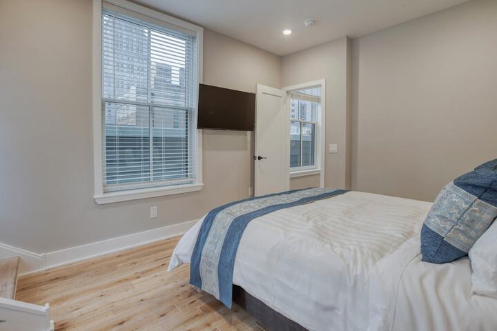 Room 14 of 62