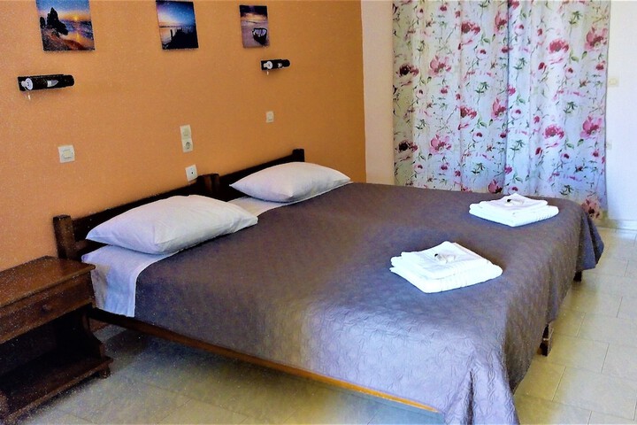 Room 10 of 53