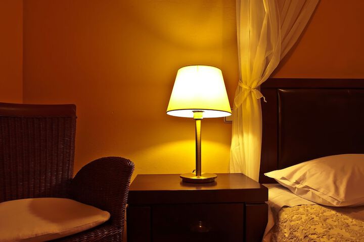 Room 13 of 22