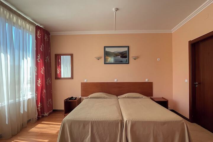 Room 19 of 26