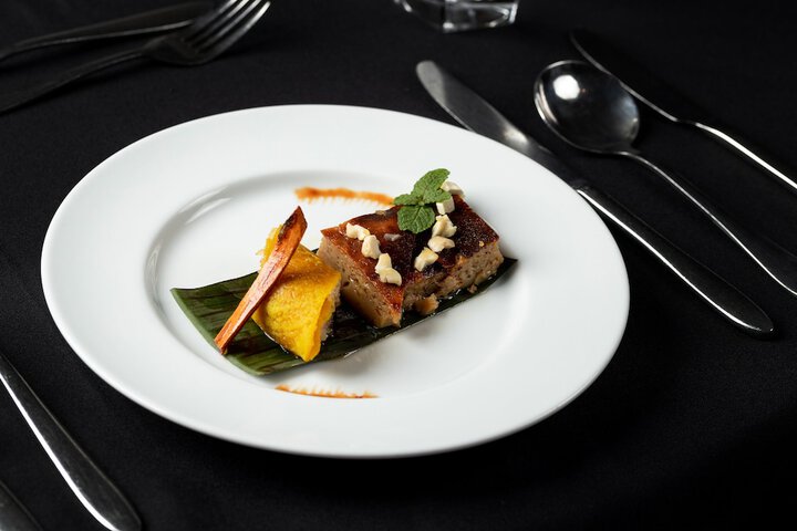 Dining 56 of 80