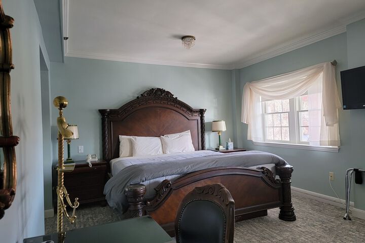 Room 45 of 206