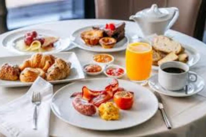 Breakfast/Coffee Service 102 of 120