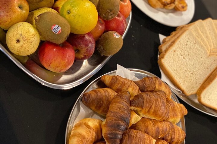 Breakfast/Coffee Service 20 of 27