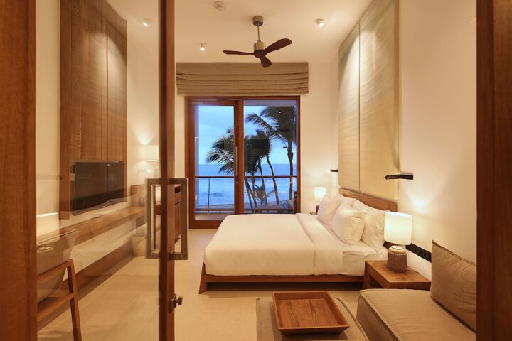 Room 14 of 81