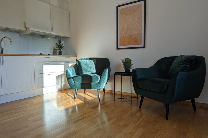 Room 10 of 34