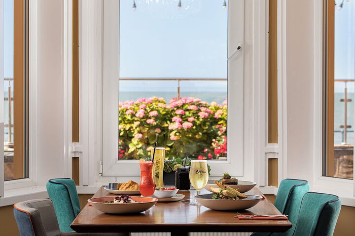 Dining 117 of 193