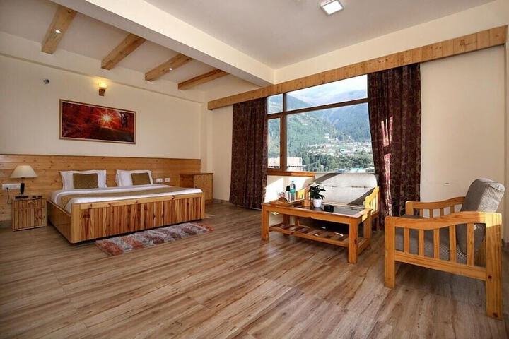 Room 8 of 21