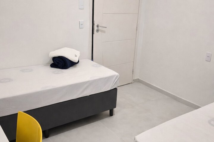 Room 8 of 42