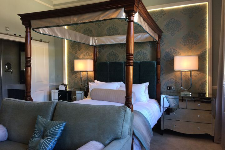 Room 8 of 20