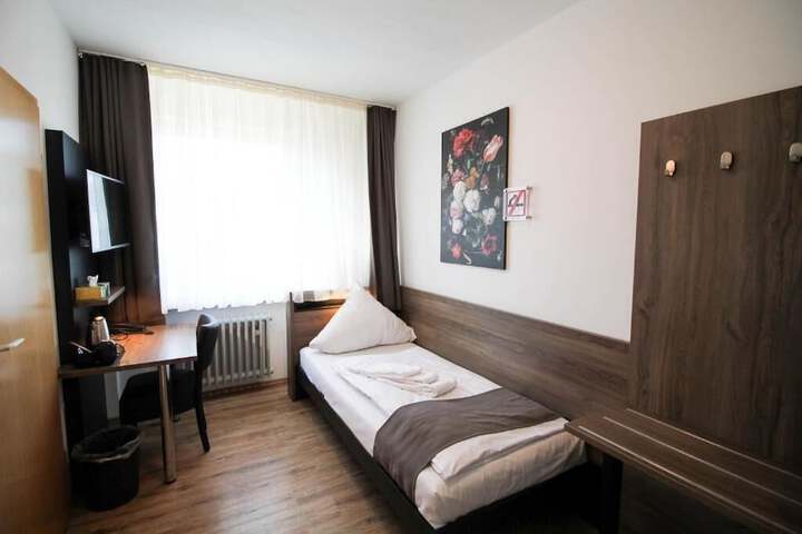 Room 21 of 59