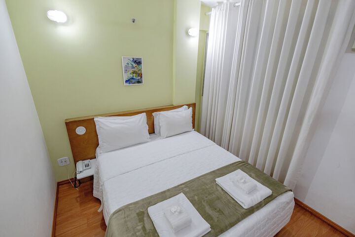 Room 48 of 119
