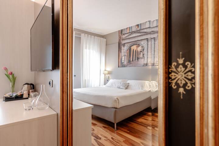 Room 46 of 148