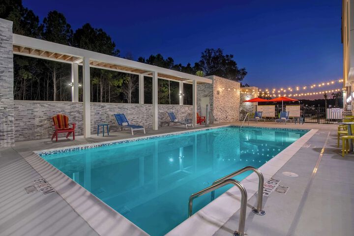 Swimming pool at Home2 Suites by Hilton Savannah I95 North