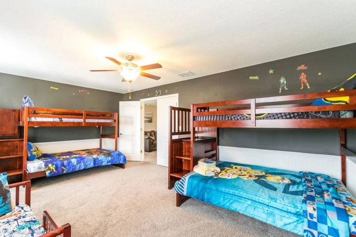 Room 3 of 22