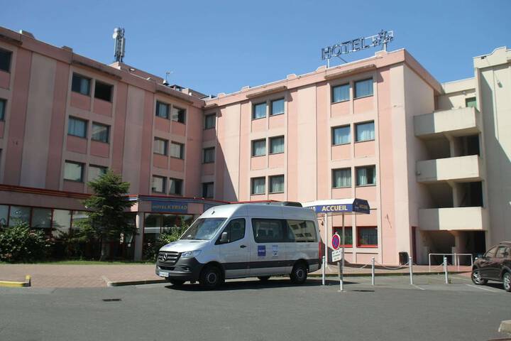 Hotel 60 of 62