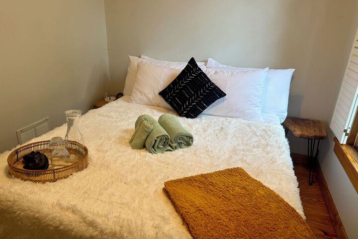 Room 43 of 59