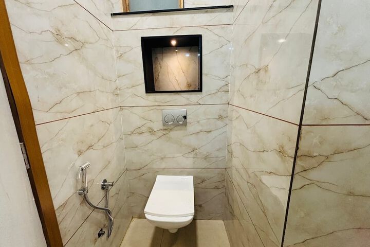 Room 15 of 24