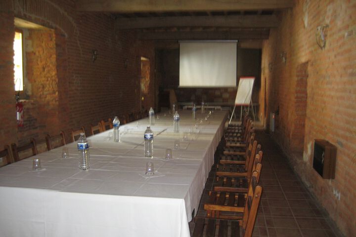 Business Center 3 of 11
