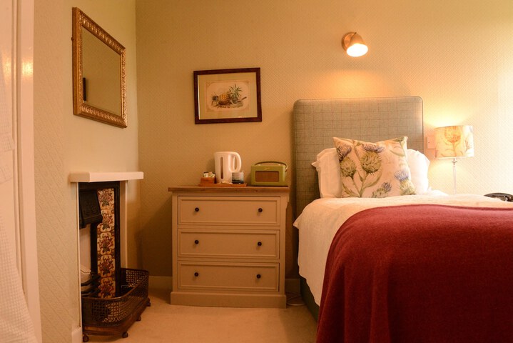 Room 9 of 62