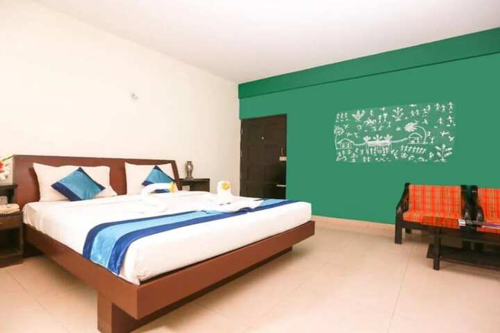 Room 14 of 17