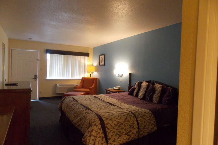 Room 78 of 128