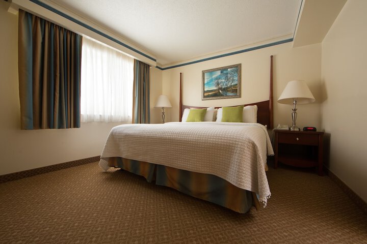 1 Bedroom Suite 2 Double Beds Sofa (4 of 7)