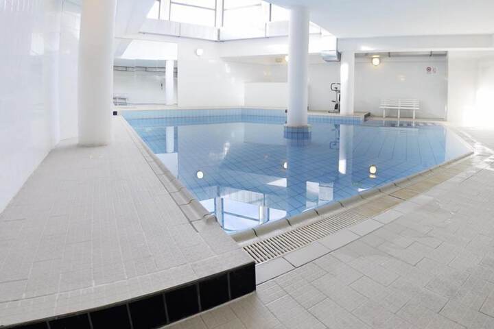 Pool 35 of 57