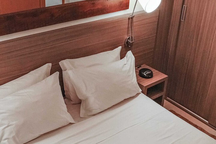 Room 12 of 52