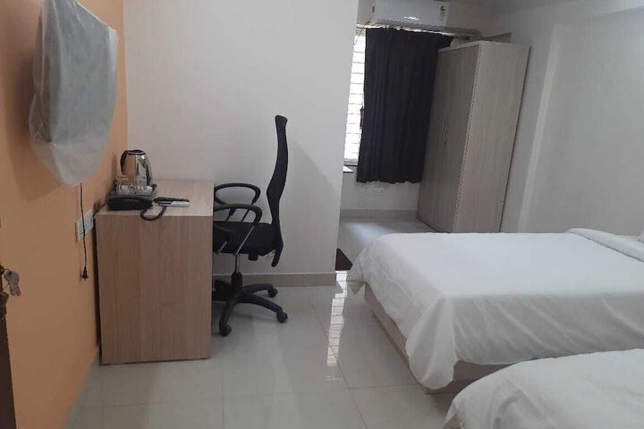 Room 14 of 43