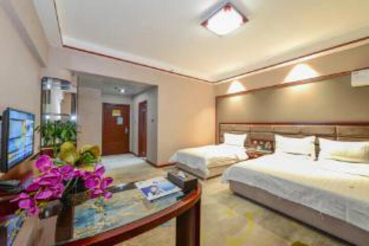 Room 22 of 23