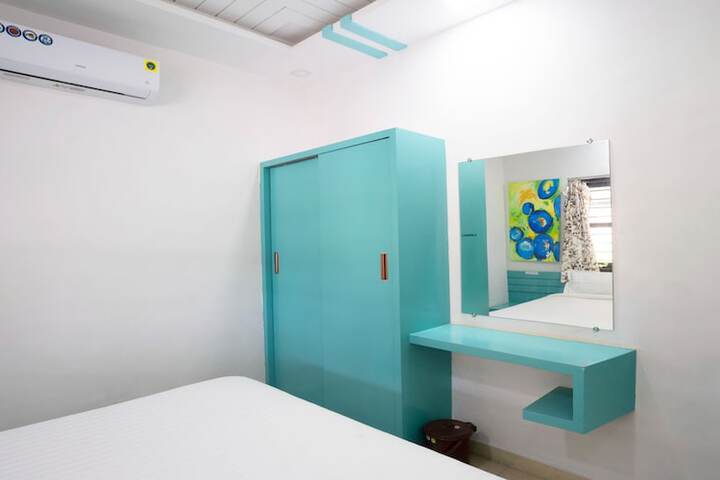 Room 38 of 111