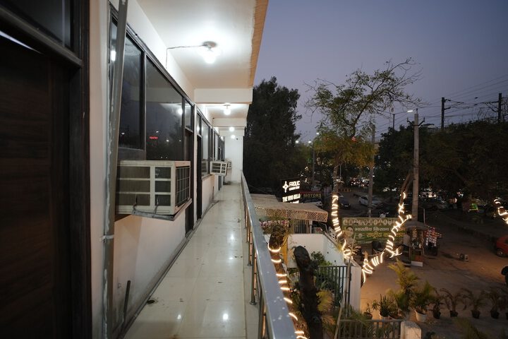 Terrace/Patio 72 of 72