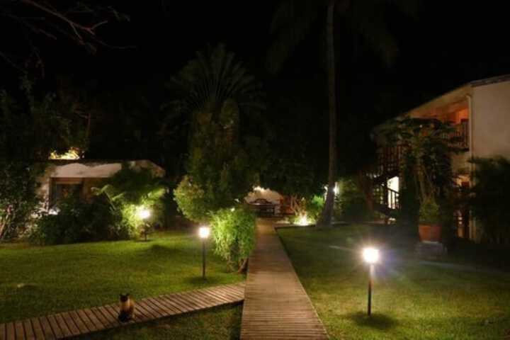 Hotel Exterior 39 of 41