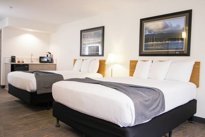 Room 10 of 24