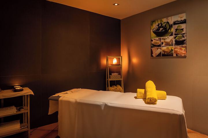Spa 41 of 63