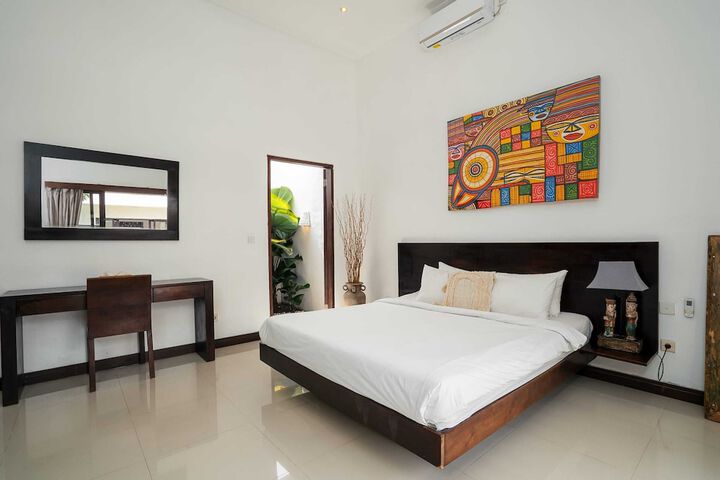 Room 6 of 42