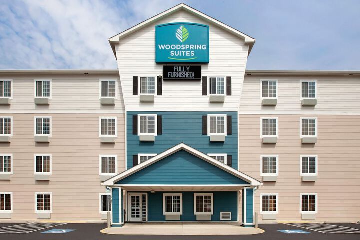 Hotel 10 of 14