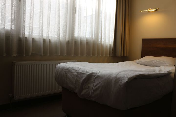 Room 3 of 15