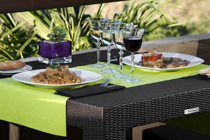 Dining Photos