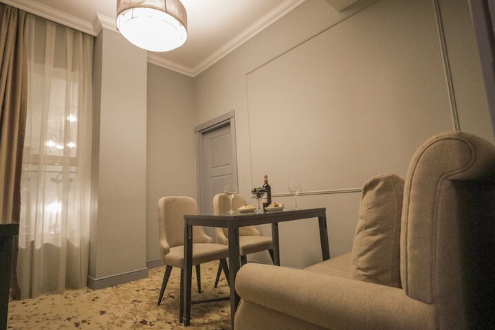 Room 43 of 75