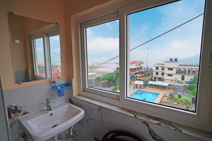 Room 20 of 29