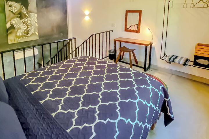 Room 65 of 151